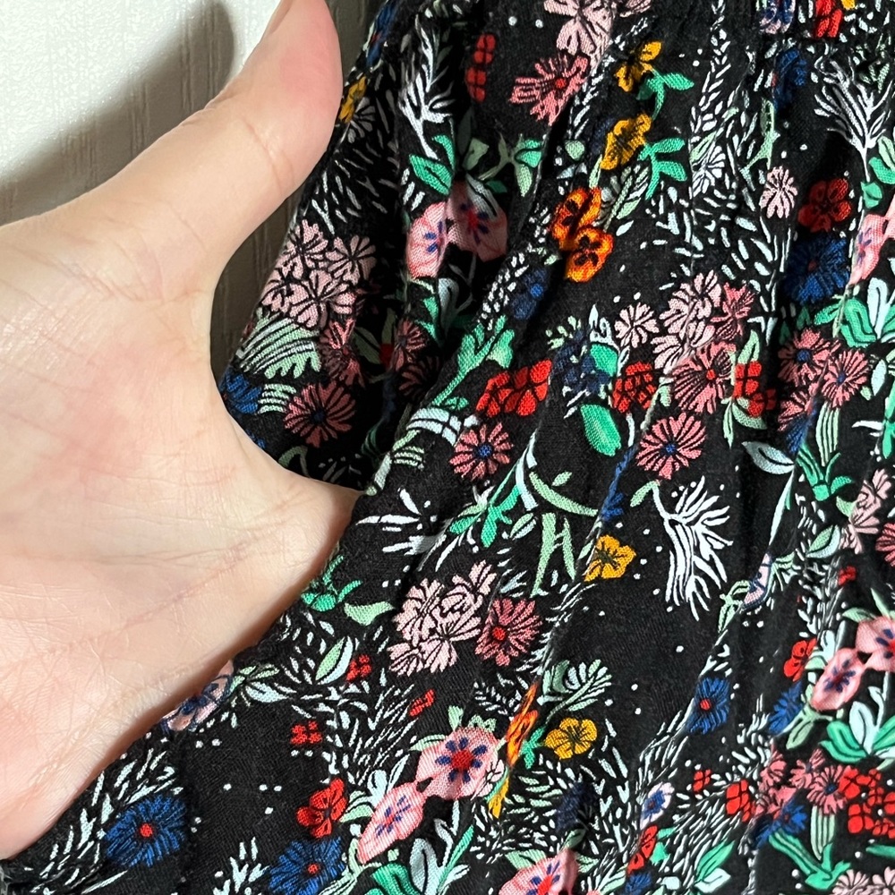 💫2/$20 H&M Divided floral romper size 4 - Picture 3 of 11